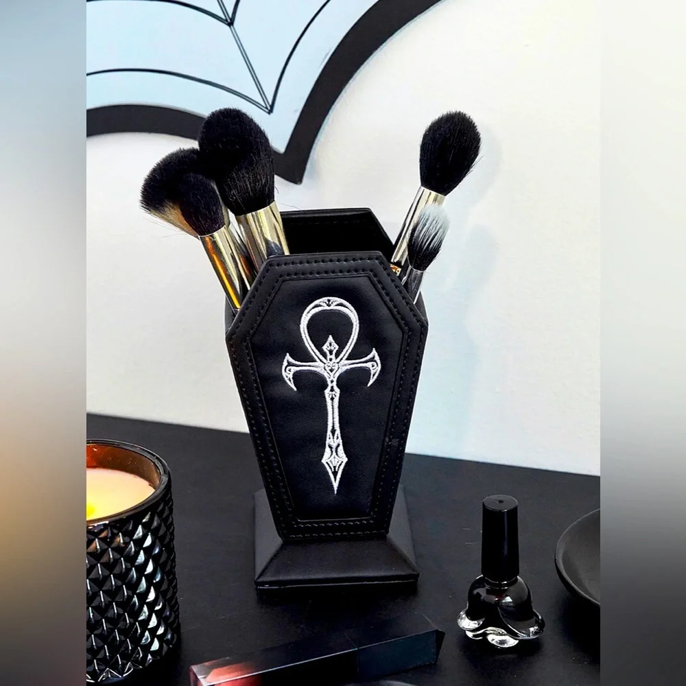 ✨🆕Dolls Kill Home Eternal Rest Ankh Makeup Brush Holder!BNIP!💀🖤